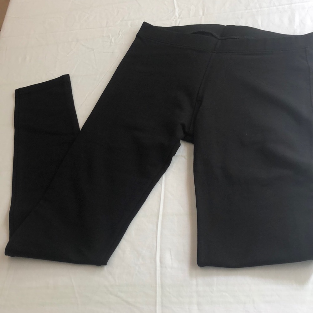 Black leggings